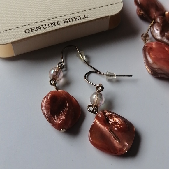 Genuine Shell Coral Pink Colour Multi-Strand Goldplated Necklace & Earrings Set - Picture 7 of 8